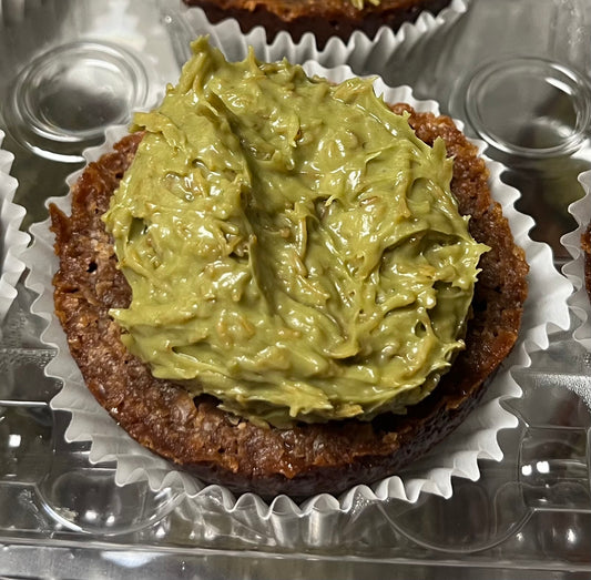 Dubai Chocolate Gooey Butter Cupcake - AVAILABLE FOR LOCAL PICKUP ONLY